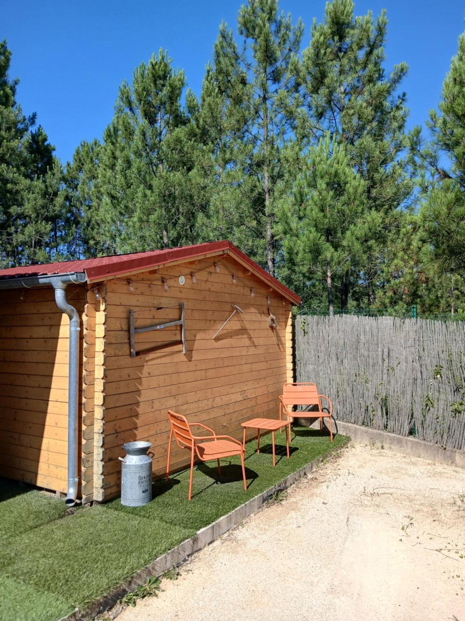 Chalet Charmant Avec Piscine Mercuer Ngoại thất bức ảnh